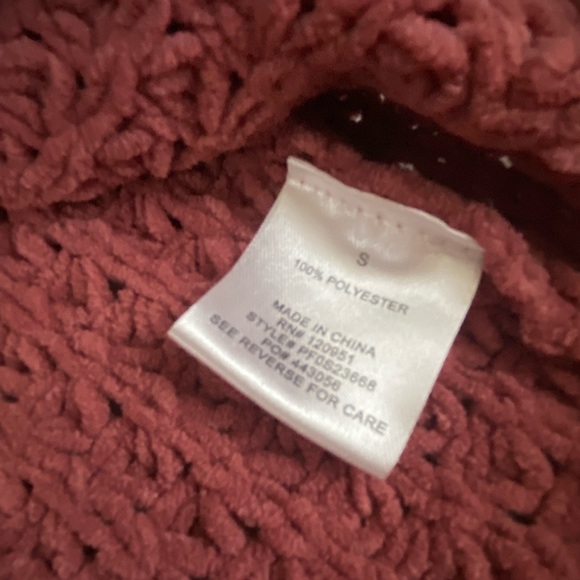 Pink Rose sweater. Size small. - Picture 2 of 4